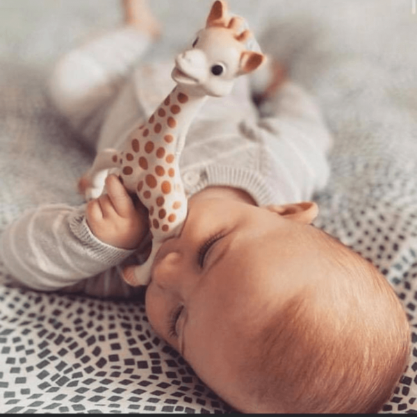 sophie de giraffe bijtring met baby